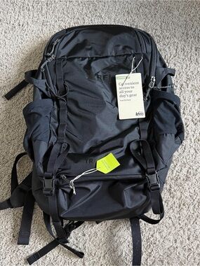 REI Trail 25 Backpack